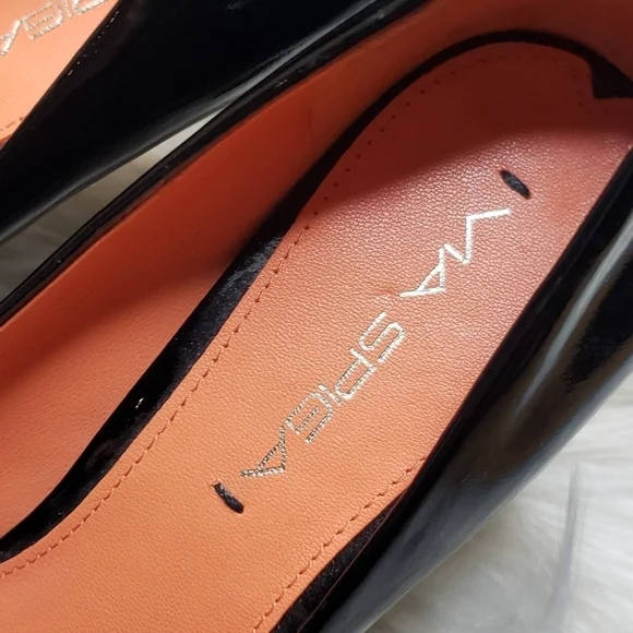 Via Spiga Black Frankie Patent Peep Toe Pumps 6M - Picture 7 of 12